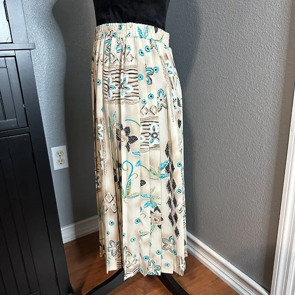 Alfred Dunner Skirt 12 Petite Beige Blue Floral‎ Pleated Elastic Waist Midi Boho